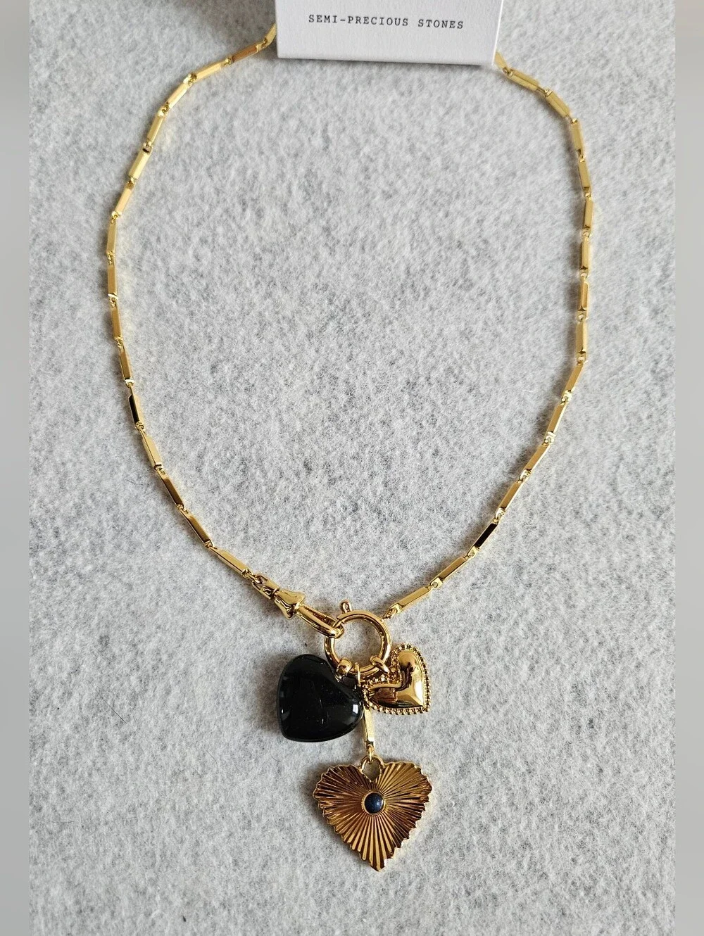 Madewell Engine Turned Lapis Heart Charm Necklace - Picture 13 of 14